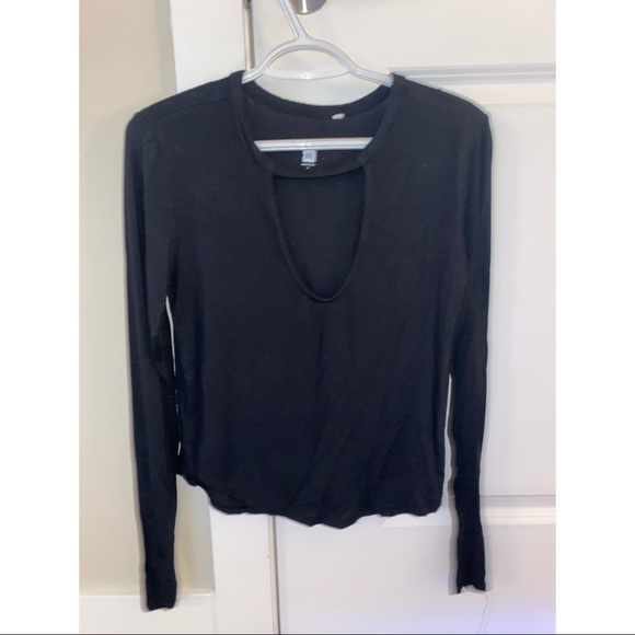 Pacsun Black Longsleeve cut out - Picture 1 of 1
